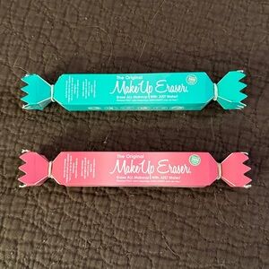 NIB Set/2 Make Up Eraser